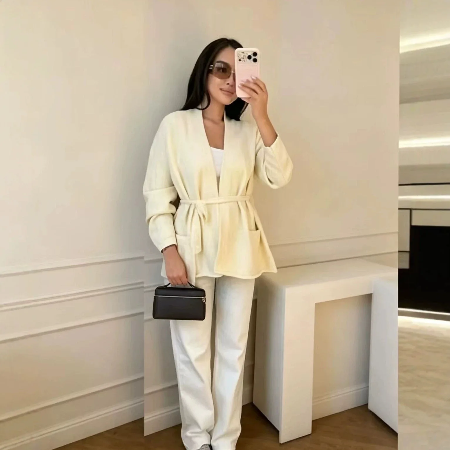 Korean Women's Loose Sweater Winter Coat Knitting Warm Cardigan Women Outwear Long Sleeve Luxury Knitwear Fashionable Autumn