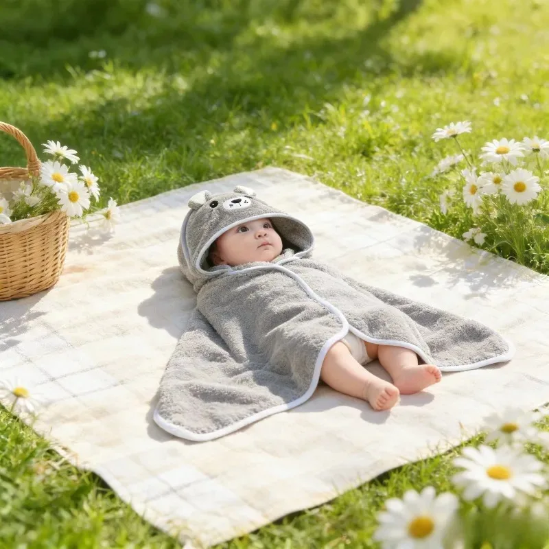 

Cartoon Baby Bath Towel Soft Coral Fleece Newborn Swaddle Blanket with Hood Thick