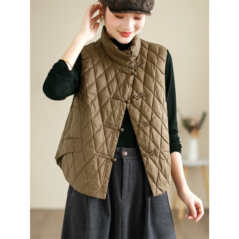 Winter Vintage Frog Down Waistcoat Jacket Women Warm Light Thin White Duck Down Vest Coat Female Sleeveless Short Tank Parkas