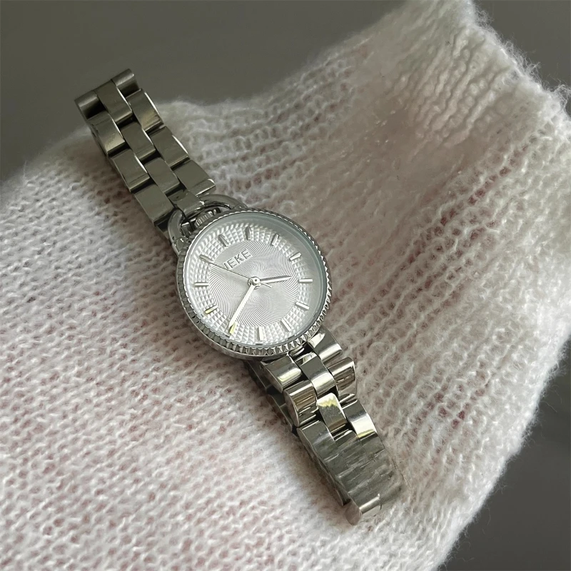 2025 waterproof quartz watch birthday gift high sense classic trend women's watch elegant and simple