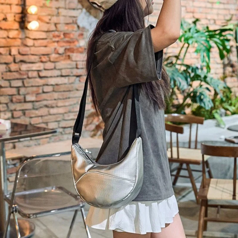 

Классическая женская сумка-мессенджер, ремень из натуральной кожи, элегантный дизайн от известных дизайнерских сумок