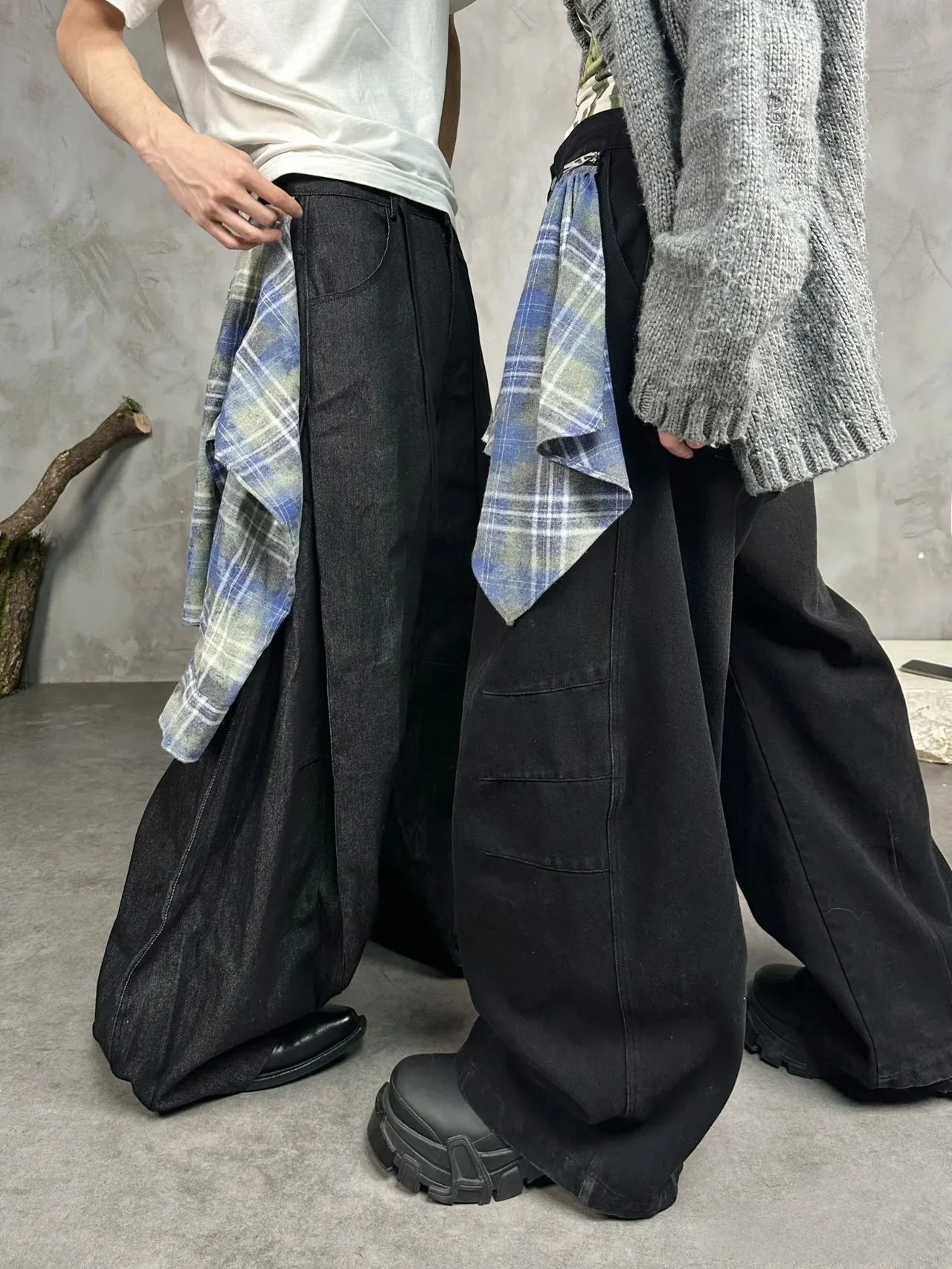 

Detachable American Retro Scarf Bla Knife Jeans Loose Wide Leg Pants for Men And Women Zipper Design Casual Denim Trou...