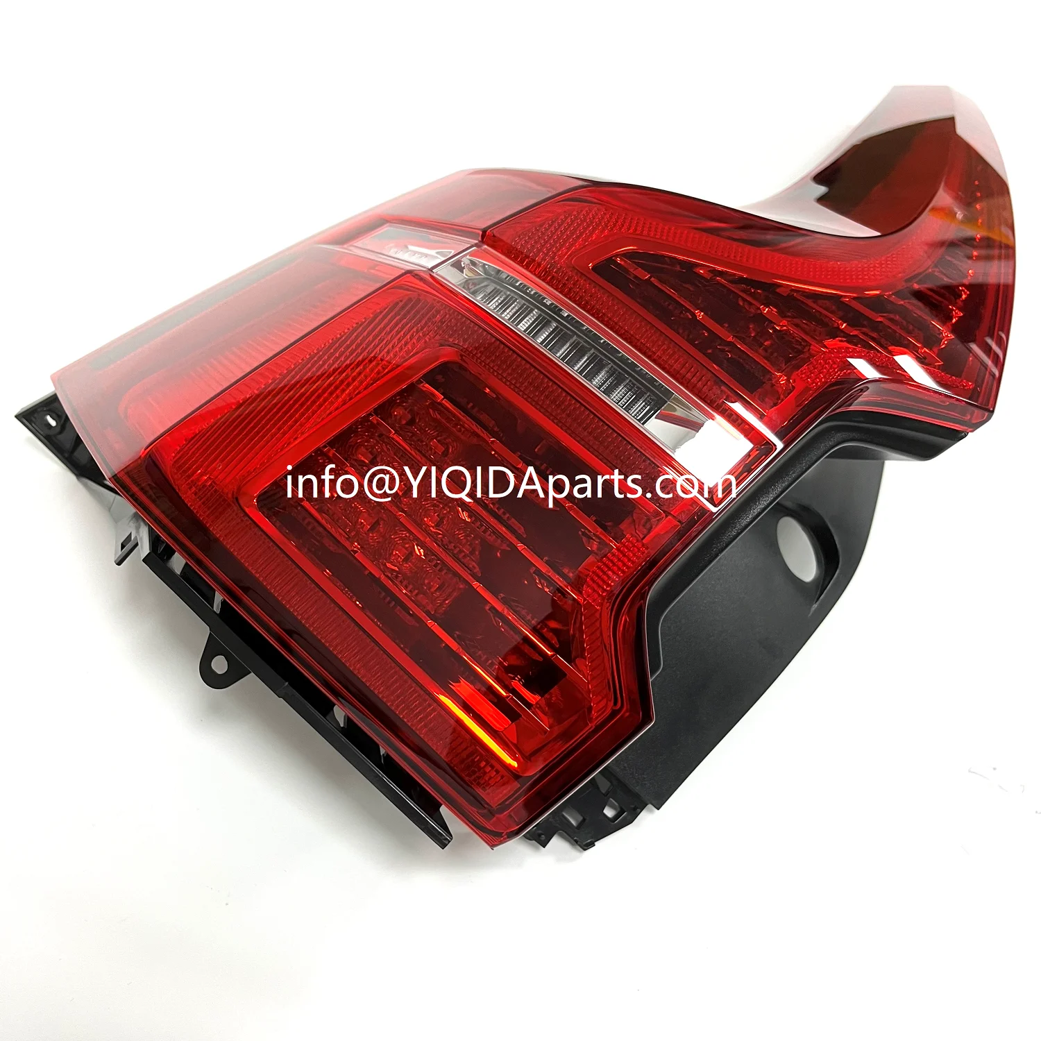 YIQIDA OEM 31689336 Ready Stock Lighting Systems Red LED Left Hand Side Tail Lamp Auto Tail Lights For XC60(2018-2024)