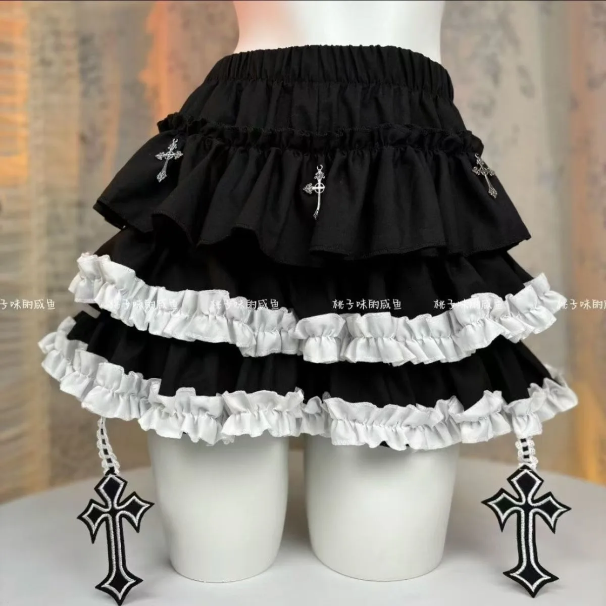 

Мини-юбка в стиле панк-готик с крестообразным дизайном, новая расклешенная юбка с защитой от выглядывания, утягивающая многослойная юбка для девочек