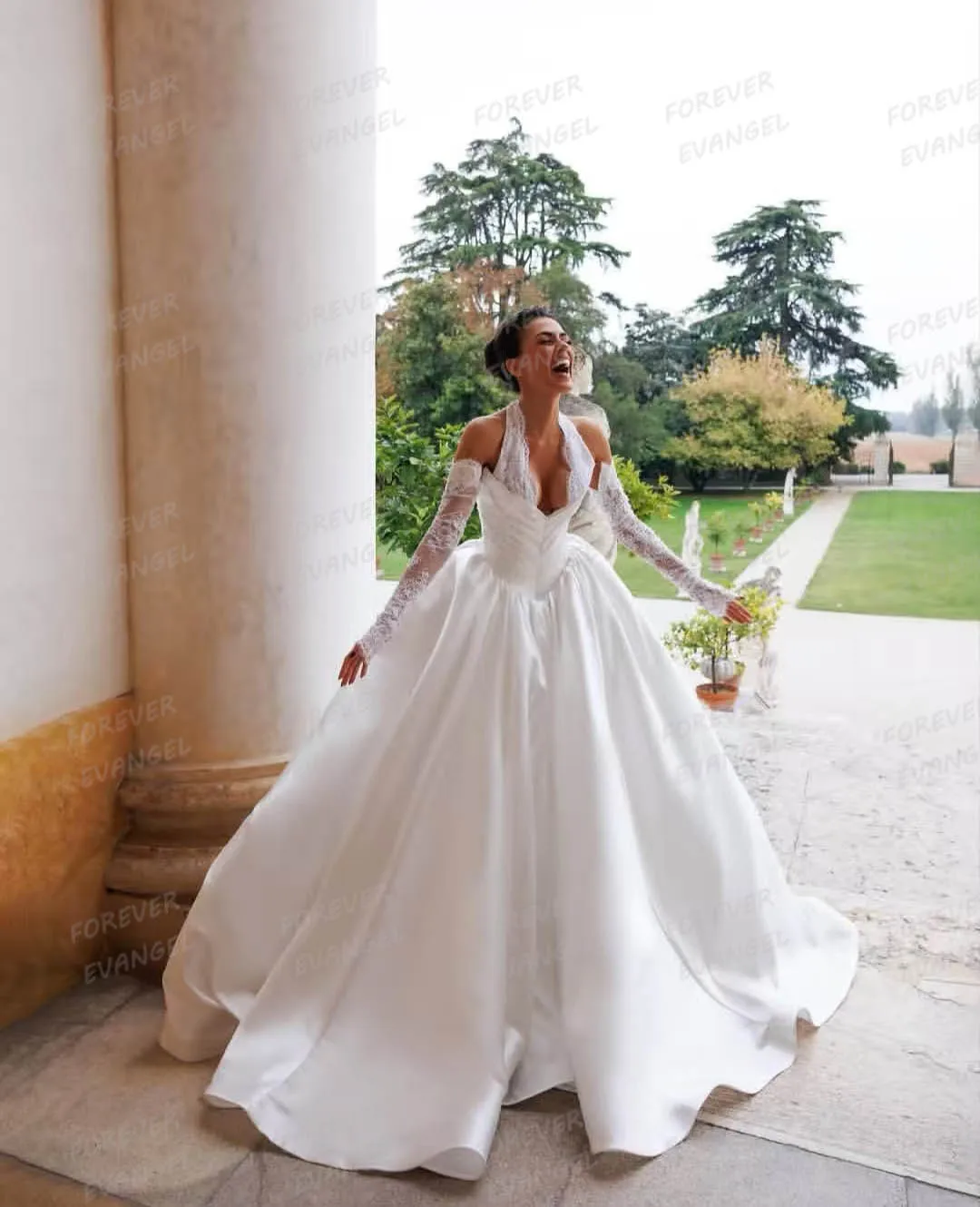 Luxury Wedding Dresses Woman A Line Sleeveless Lace V Neck Backless Bride Gowns Customized Satin Formal Vestidos De Novia Party