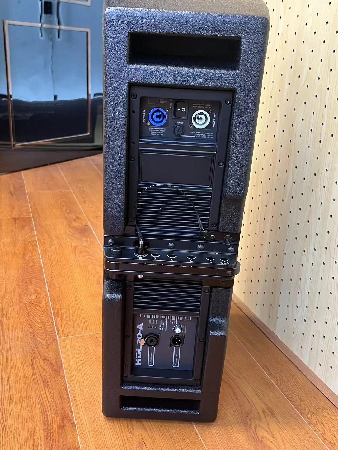 

20 Dual 10-inch High-power Active Line Array Speaker System Stage Professional Audio