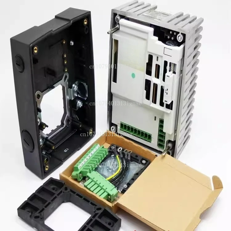 

New Original Inverter E82MV752-4B001 E82MV552 E82MV402 E82MV302