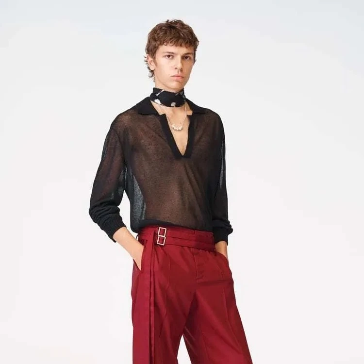 New Black Long-sleeved T-shirt For Men Slim-fitting Sexy And Slightly Transparent V-neck Design T-shirt For Men