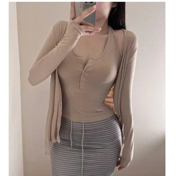 Dongda Gate Autumn Winter New Style Thin Pure Desire Hanging Neck Show Figure Long Sleeve Open Cardigan Two Piece Set Women's...