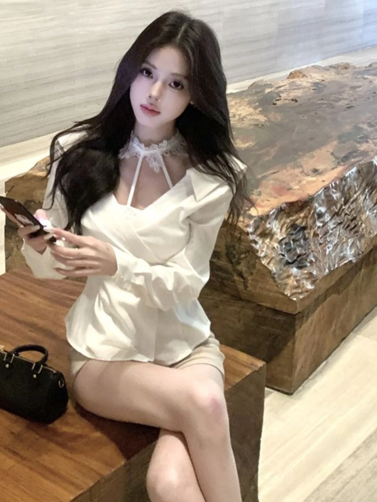

Casual White Shoulder Bared Women's Shirt Autumn Fashion Set Two-Piece Long Sleeve Elegant Feel Top Bottom Ensemble
