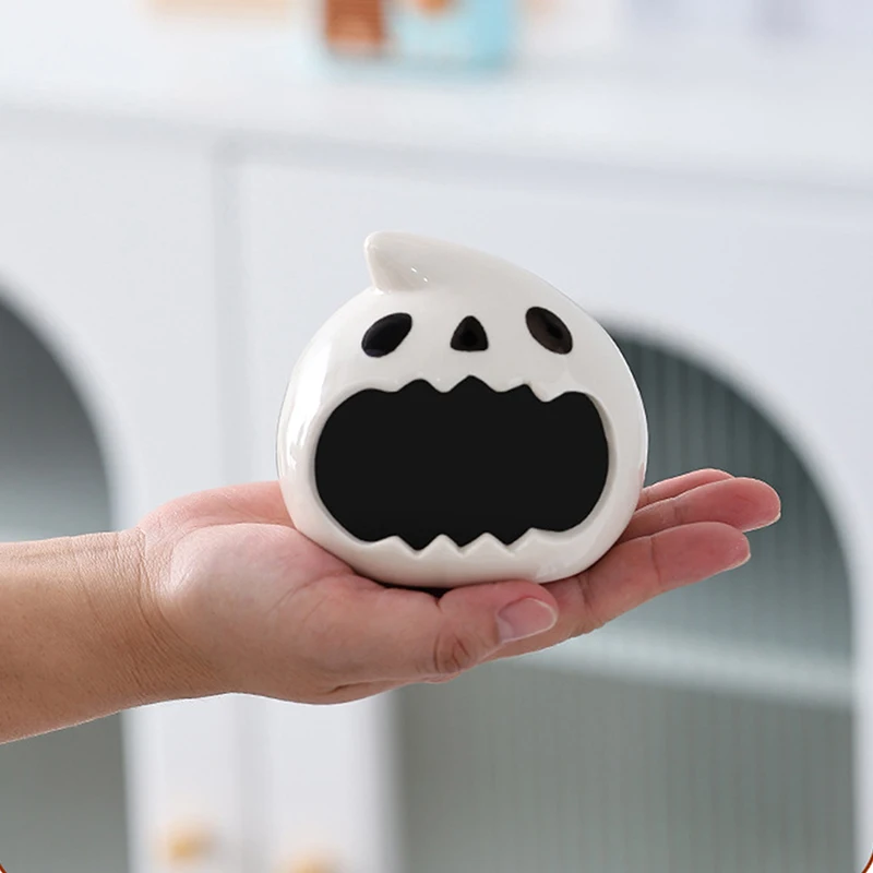 Cute Halloween Ghost Ceramic Ashtray Amusing Little Ghost Desktop Handicraft Ornament Home Decoration Accessories