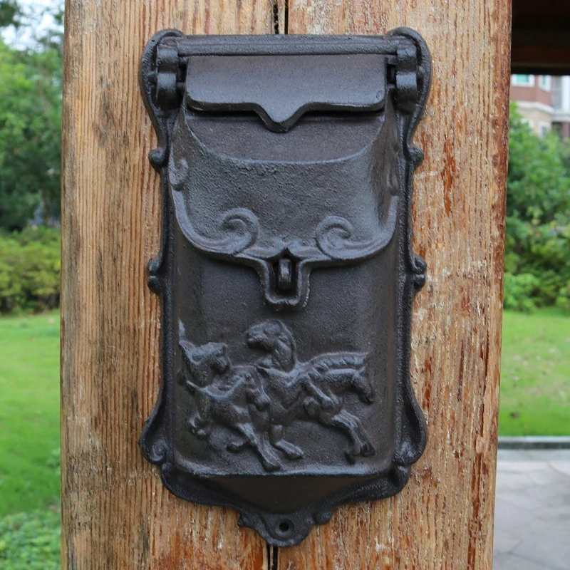 

European Cast Iron Mailbox Wall Mounted Retro Lockable Mailbox Newspaper Letter Post Box Rust Resistant Antique Metal Letterbox