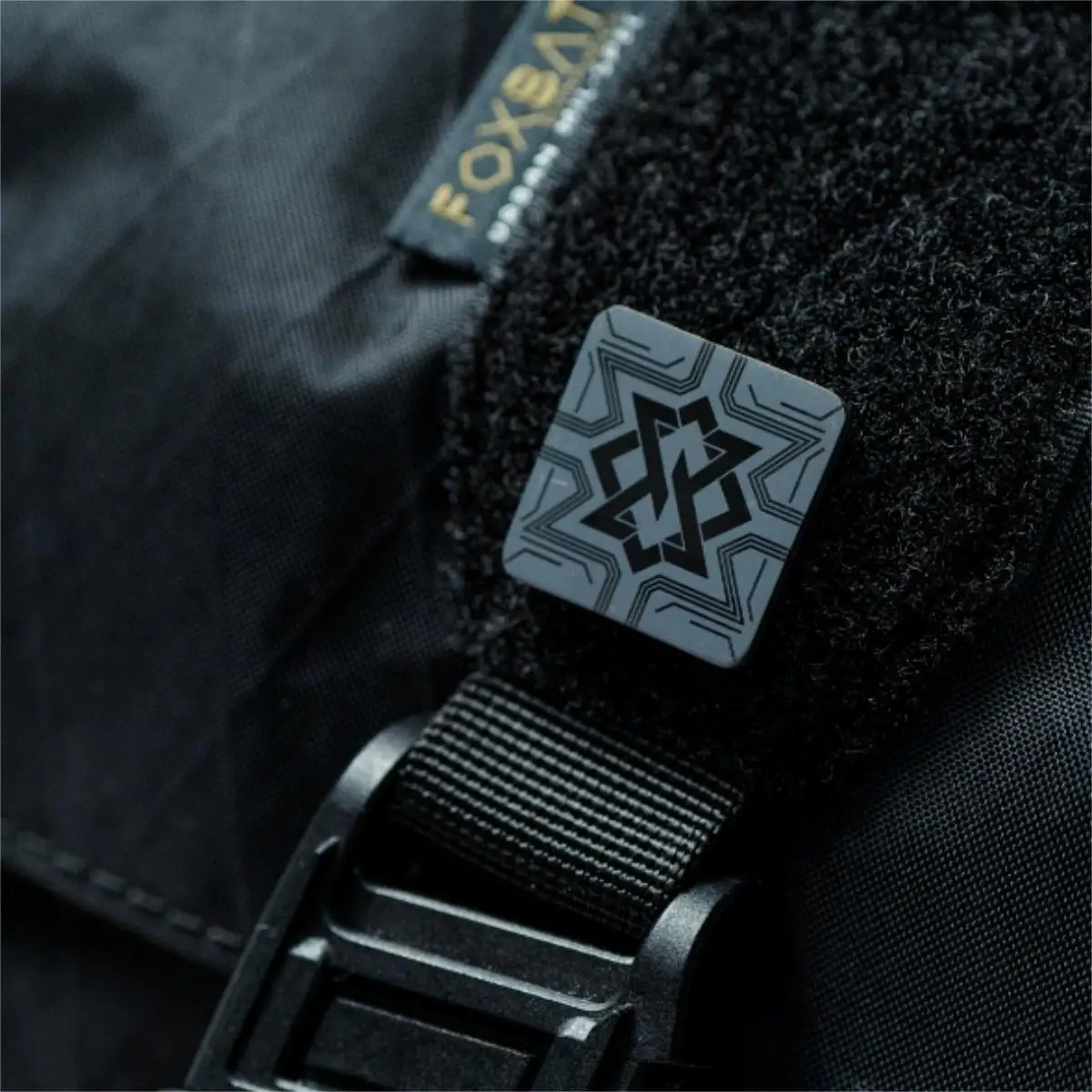 Mini Titanium Alloy Patch Tactical Metal Badge Functional Military Outdoor Armbands for Clothing Bag Decorative with Hook 1''