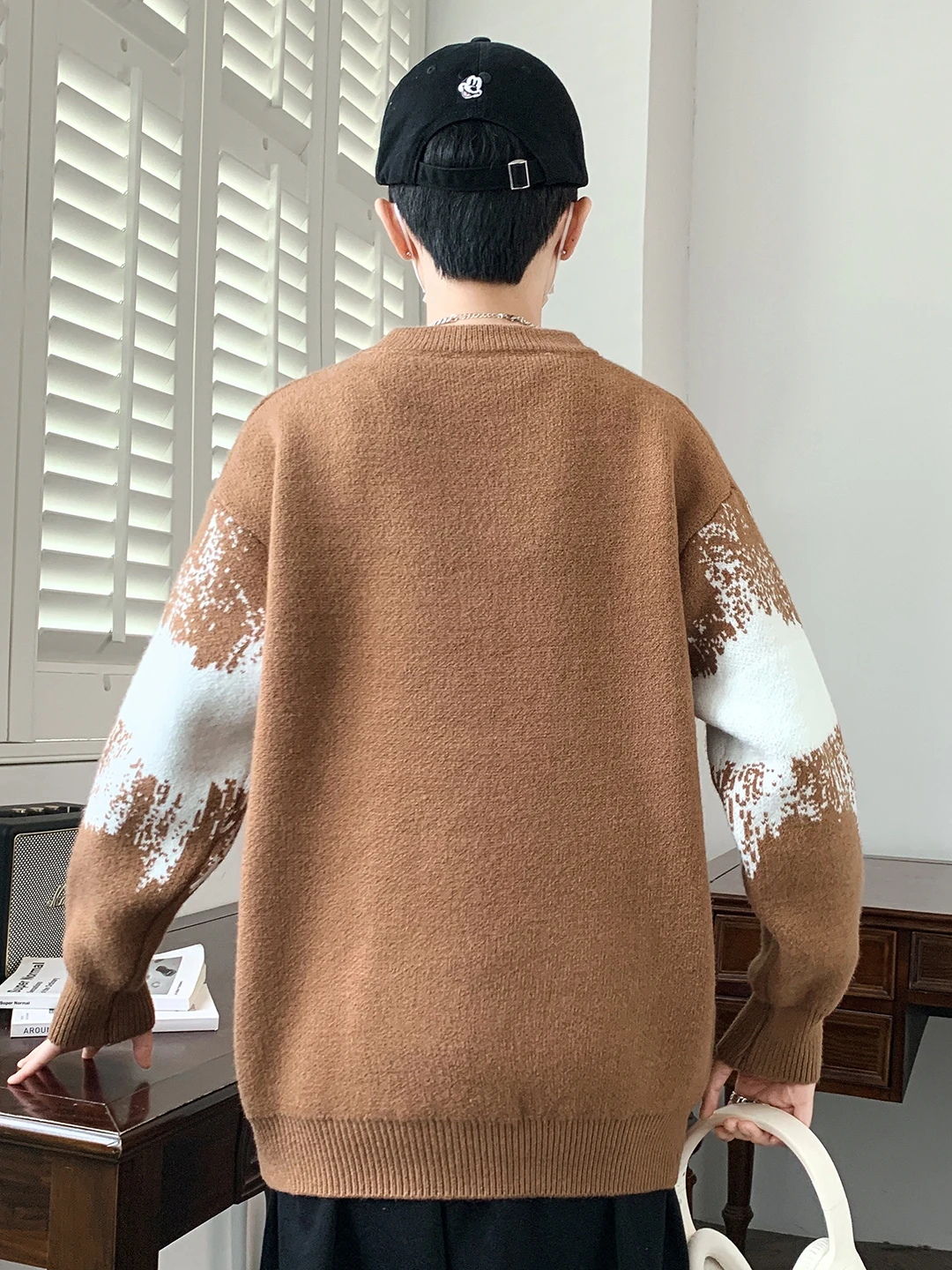 

Американский трикотаж в стиле ретро, мужской круглый свитер Ne, осень-зима, теплая вышивка букв, свободная посадка, мягкий полиэстер, нейлон