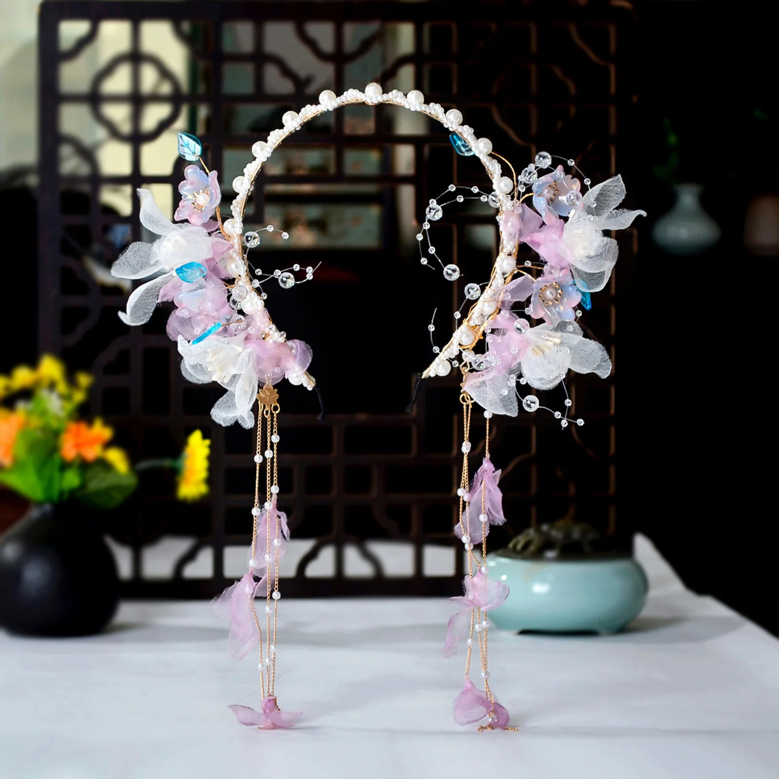 

Милая сказочная корона для волос для женщин, изысканная повязка для волос с жемчужным цветком и кисточкой, элегантные ювелирные изделия, цветочная корона, модная повязка на голову с цветочным принтом