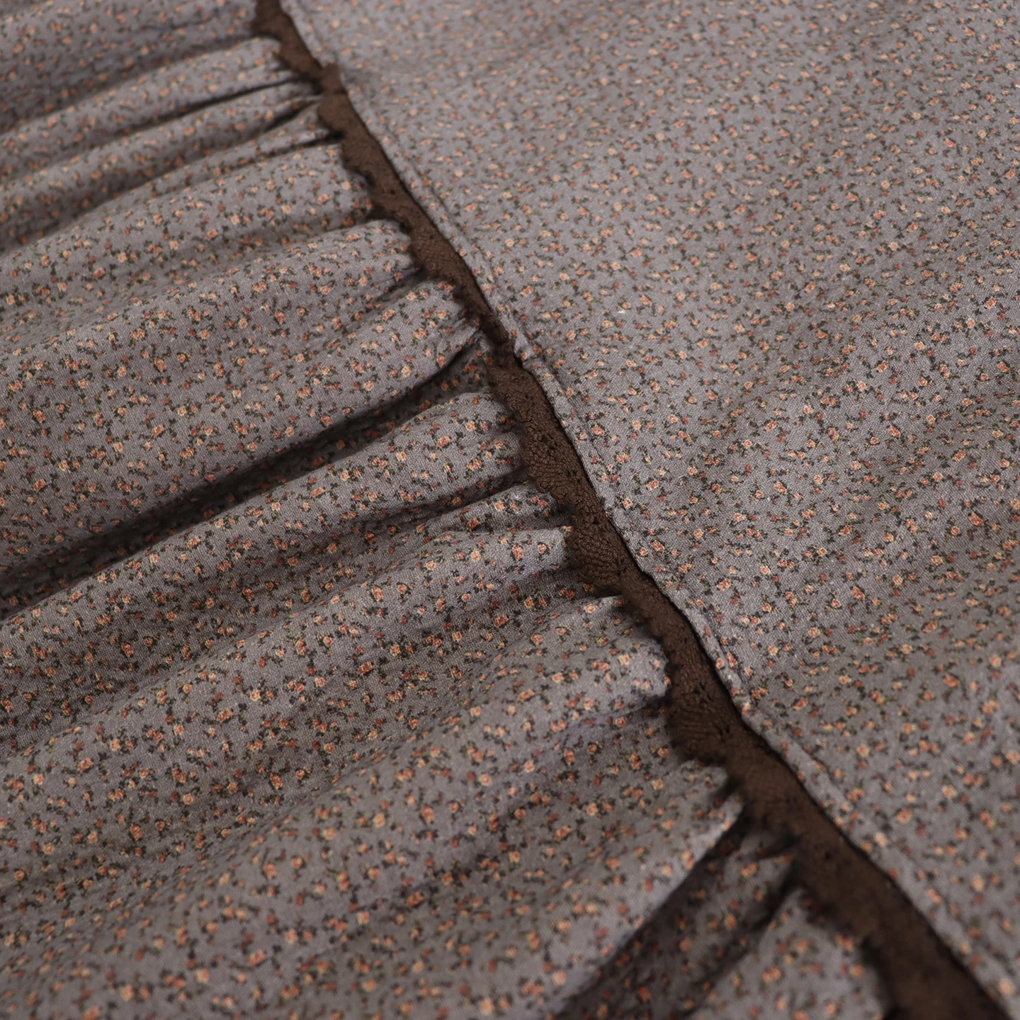 日本の森ガールヴィンテージ花柄プリント厚手の綿のドレス女性秋冬 O ネックノースリーブカジュアルルーズタンクドレス