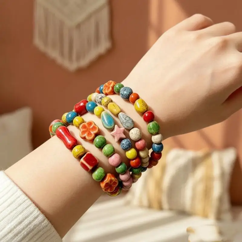 Handgefertigtes Buntes Keramik-Perlenarmband Boho-Strandschmuck Elastisches Armband für Frauen – Detail 2
