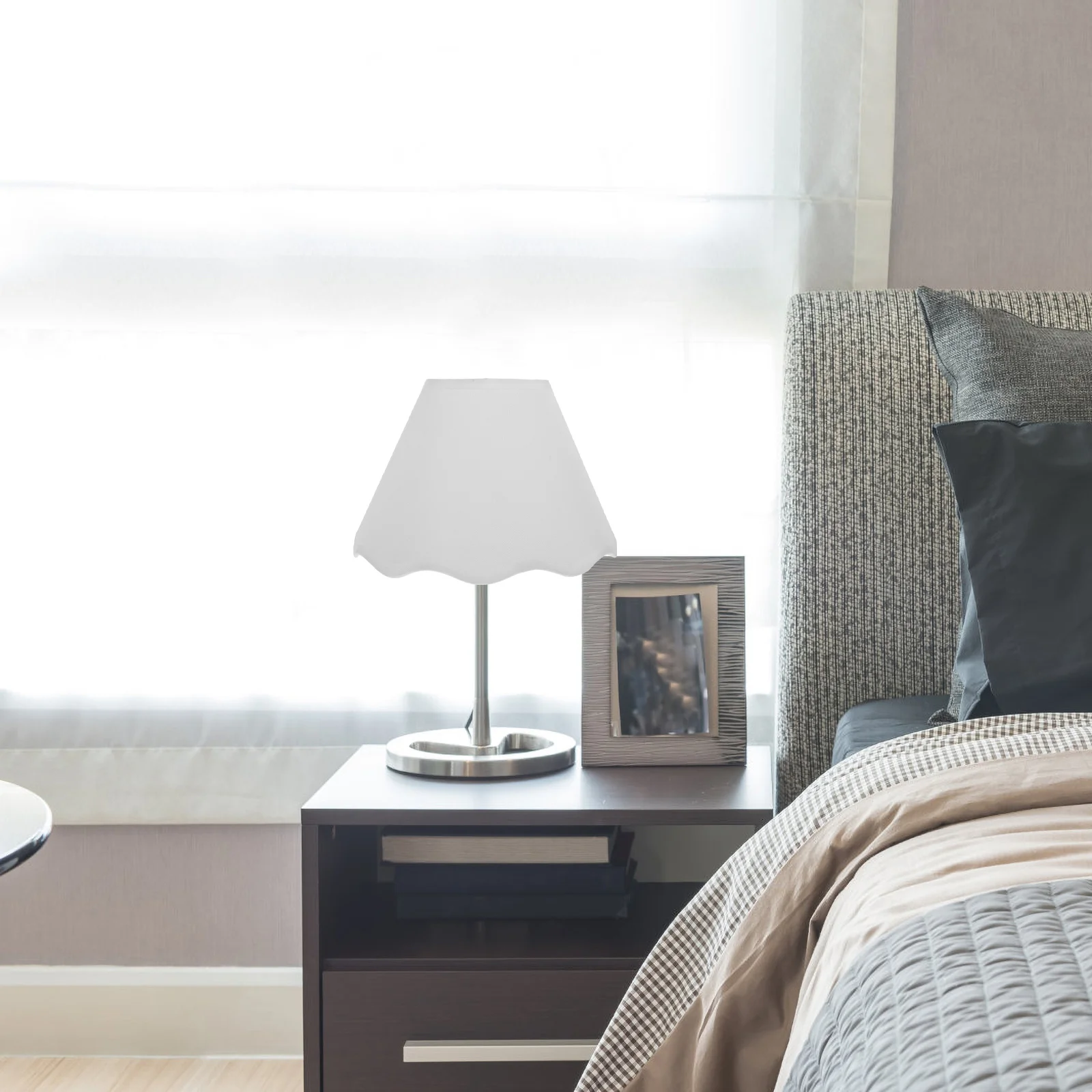 

Fabric Lamp Shade Table Lamp Cover Metal Classic Style Soft Light Decorative Lampshade for Home Bedroom Hotel Study