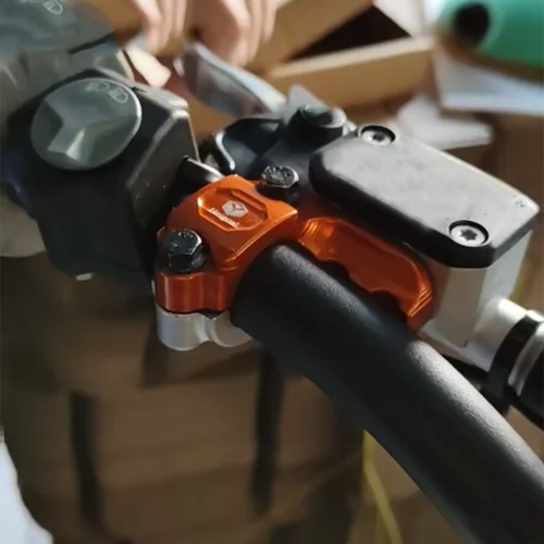 Imagen 2 del producto Cubierta protectora de cilindro maestro, accesorios para GasGas Gas 85, 125, 250, 300, 350, 450, MC EC EX F ECF 250F 350F 450F EX300 EC300