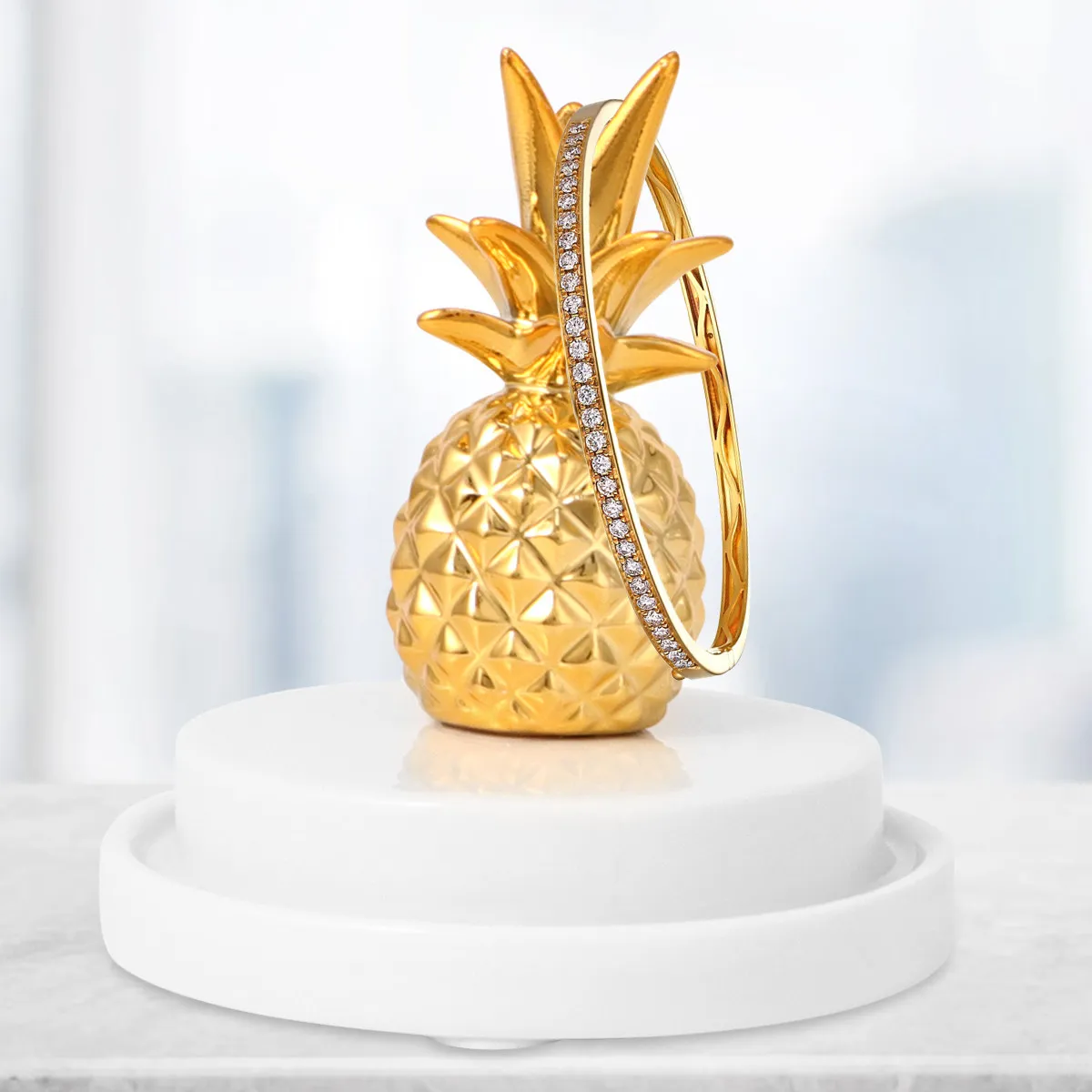 

1Pcs Pineapple Shape Ceramic Jewelry Display Stand Earring Holder Organizer for Bathroom Bedroom Retail Counter Decorative Gift