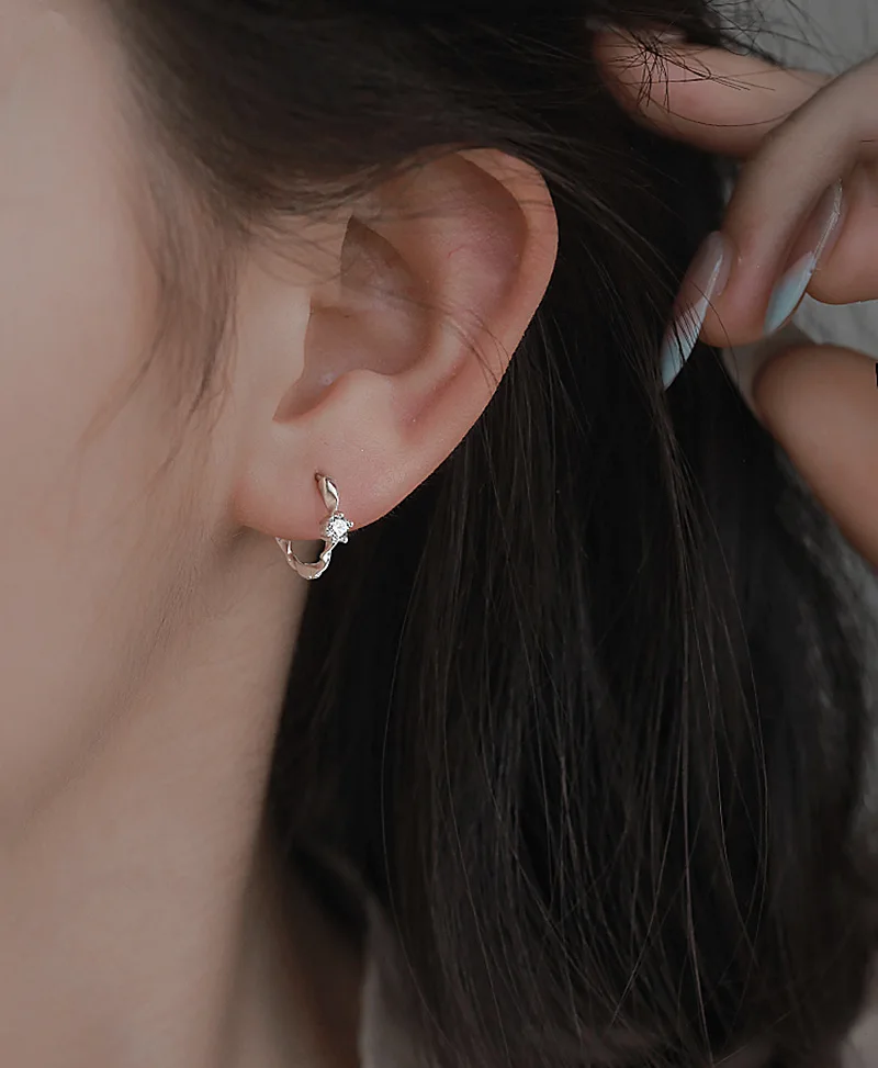 Möbius-Streifen aus 925er-Sterlingsilber, Zirkon, gewellt, gedrehte Ohrringe, luxuriöse Damen-Verlobungszubehör, Schmuck, verhindert Allergien – Detail 13
