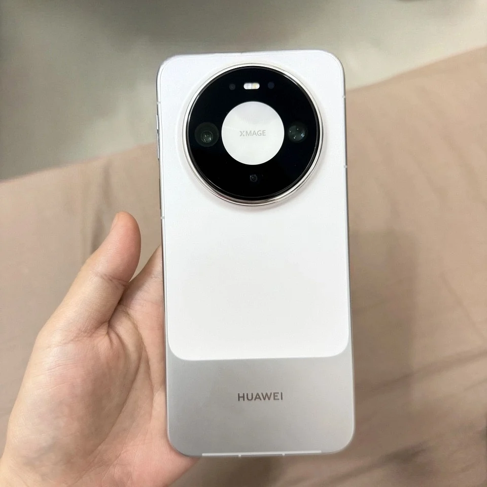 Original HUAWEI Mate 90 Mobile Phone 6.75