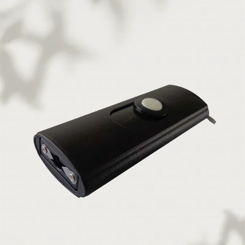 

Portable Pulse Single Arc Flameless Plasma Metal Lighter USB Charging with Illumination Outdoor Camping Tools