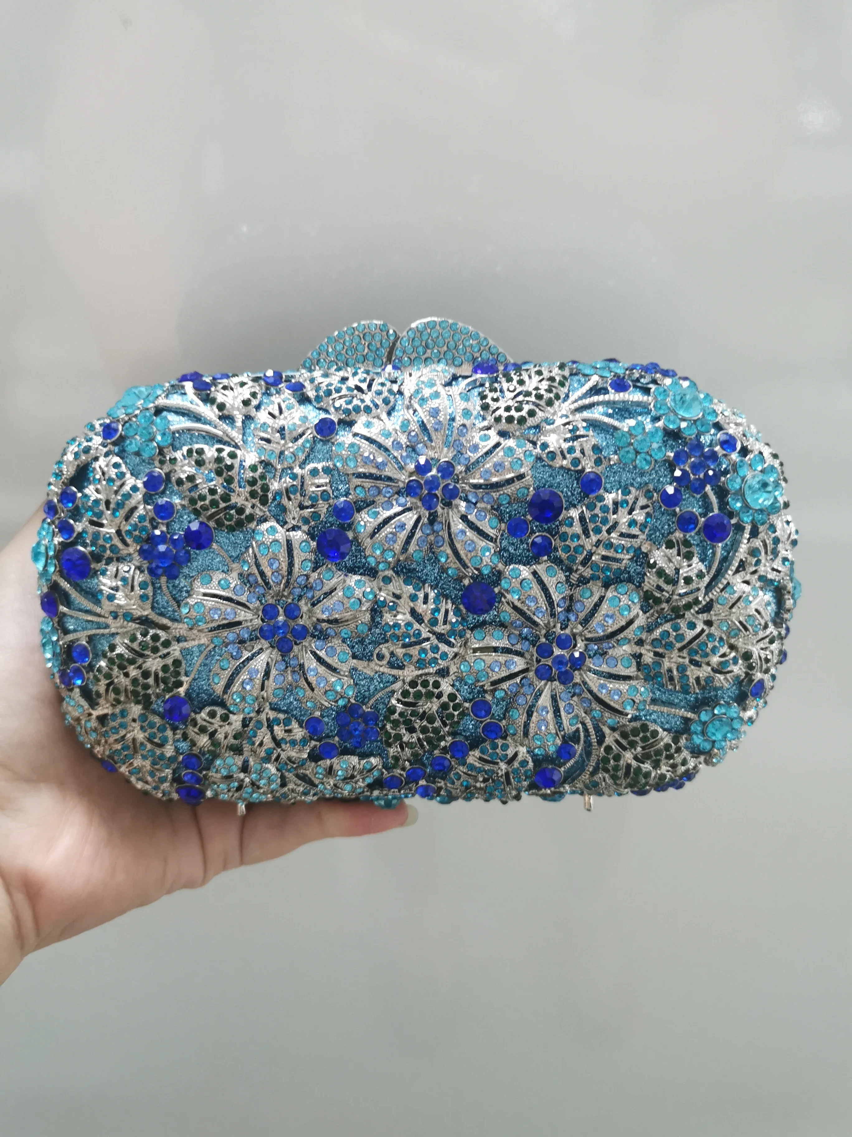 

XIYUAN Women Blue Crystal Evening Bags Clutch Purse and Handbag with Chain Wedding Bridal Diamond Metal Clutches Minaudiere Bag