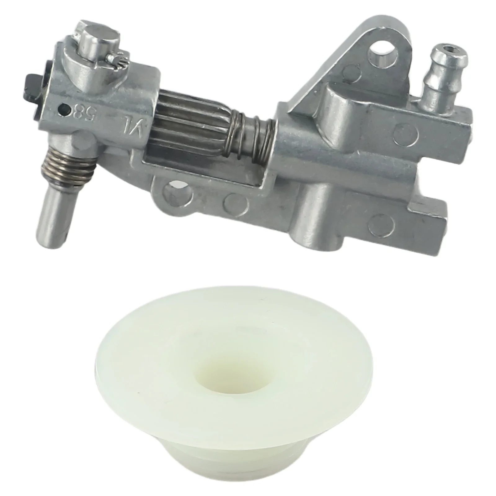 Robust Oil Drive Pump & Worm Gear Kit Designed For Use In Popular For Chinese Chainsaws Including Models 520045005800