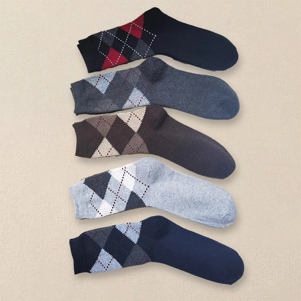 5 Pairs Fashionable Versatile Men Autumn Winter Socks With Geometric Patterns Comfortable Soft and Thickened Casual Socks