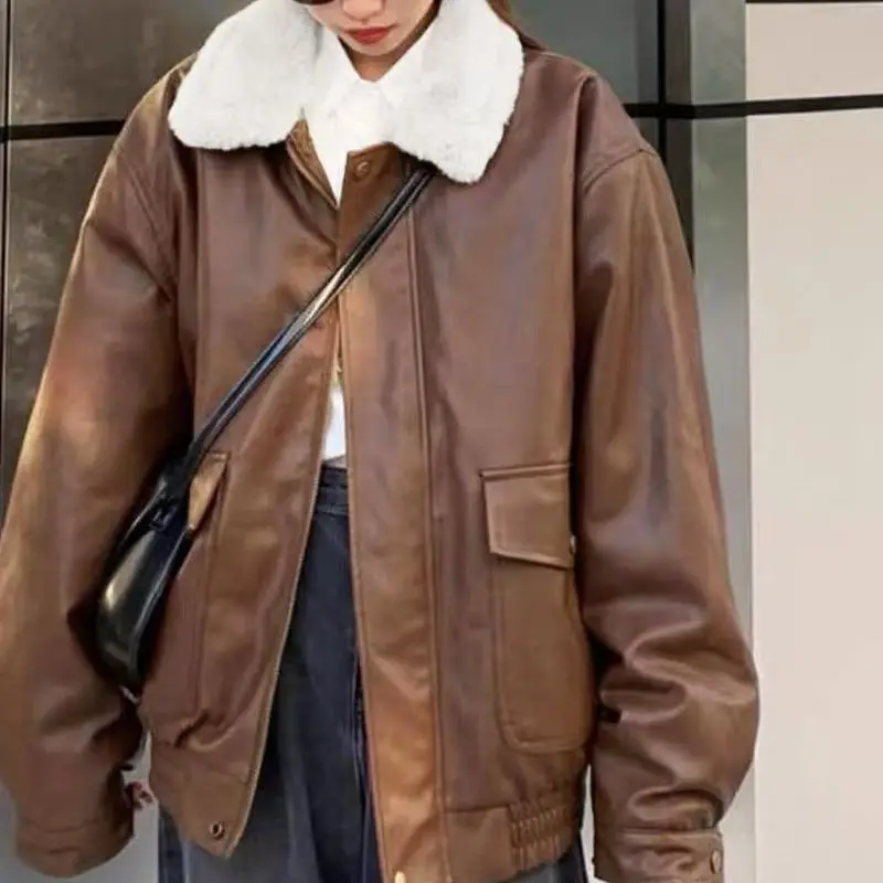 

Ретро готическая коричневая плюшевая меховая кожаная куртка женская модная классическая винтажная осенне-зимняя повседневная мотоциклетная куртка на молнии