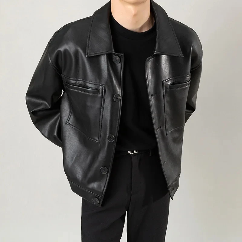 

2025 Spring New Men Turn Down Collar Short PU Leather Motorcycle Style Retro Loose Street Cool Top