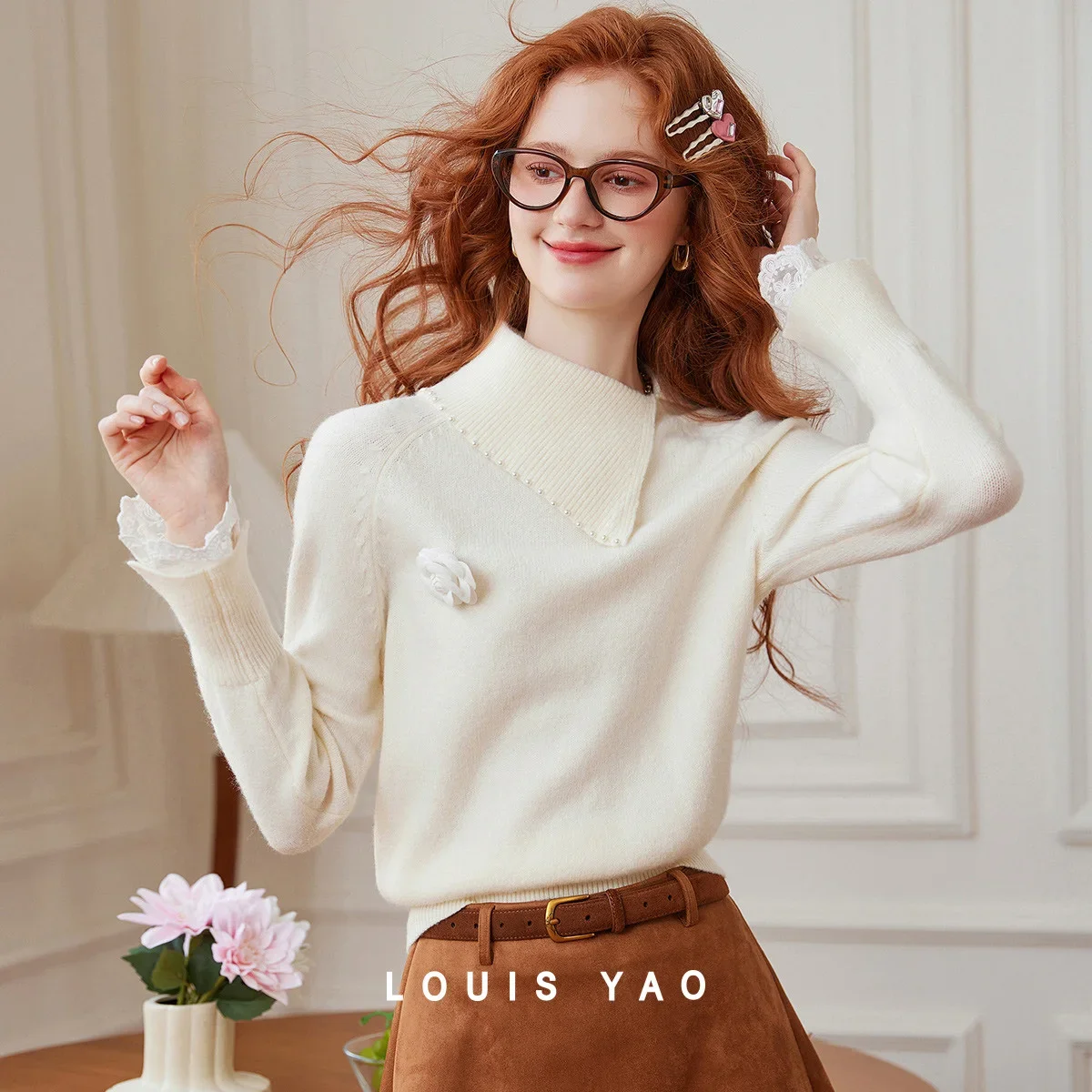 LOUIS YAO tricots garnis de dentelle 2025 automne/hiver 3D fleurs col incliné pull tricoté mode doux Patchwork haut en tricot