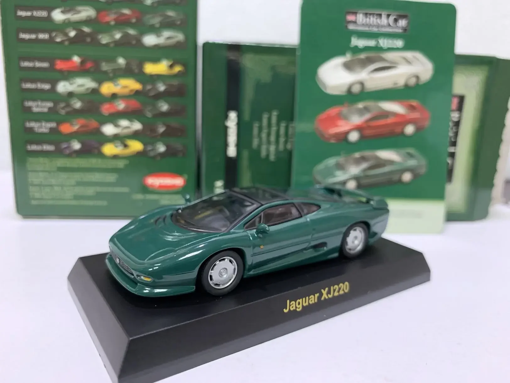 

KYOSHO 1/64 Jaguar XJ220 Соберите модель тележки из литого под давлением сплава