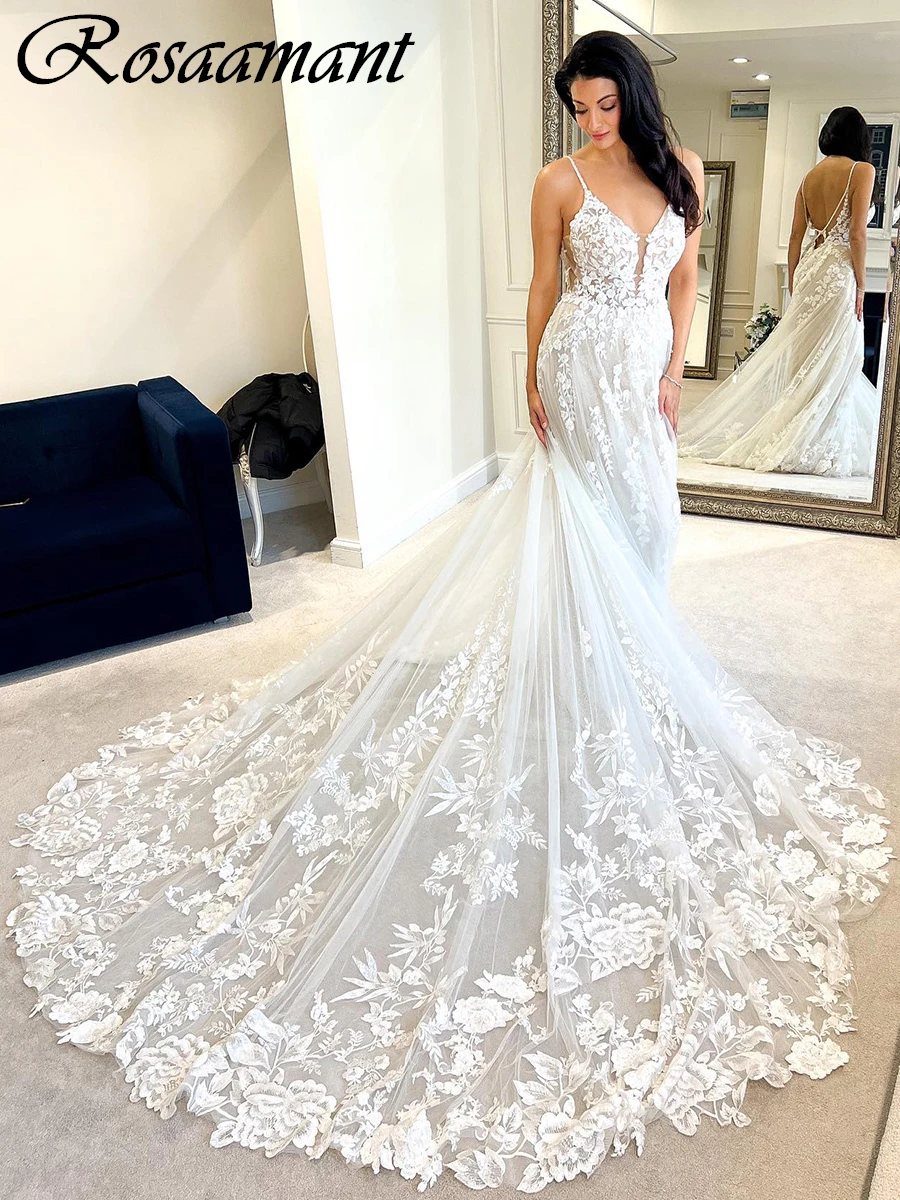 

2024 Illusion Spaghetti Straps Sleeveless Wedding Dresses A-Line Backless Appliques Lace Bridal Gowns Robe De Mariée