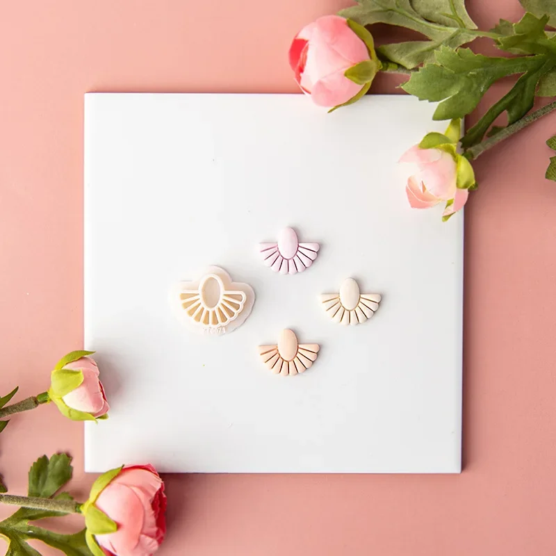 DIY Soft Pottery Earrings Clay Molds Creative Fan-shaped Earring Pendant Clay Cutters Retro Geometric Leaves Earrings Clay Tools