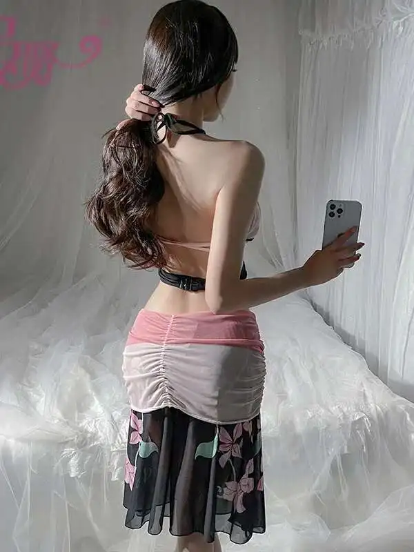 Conjunto de pijama de satén con estampado Floral para mujer, camisola con cuello en V y pantalones cortos elásticos suaves, ropa de casa elegante de verano, conjuntos de vestidos B129