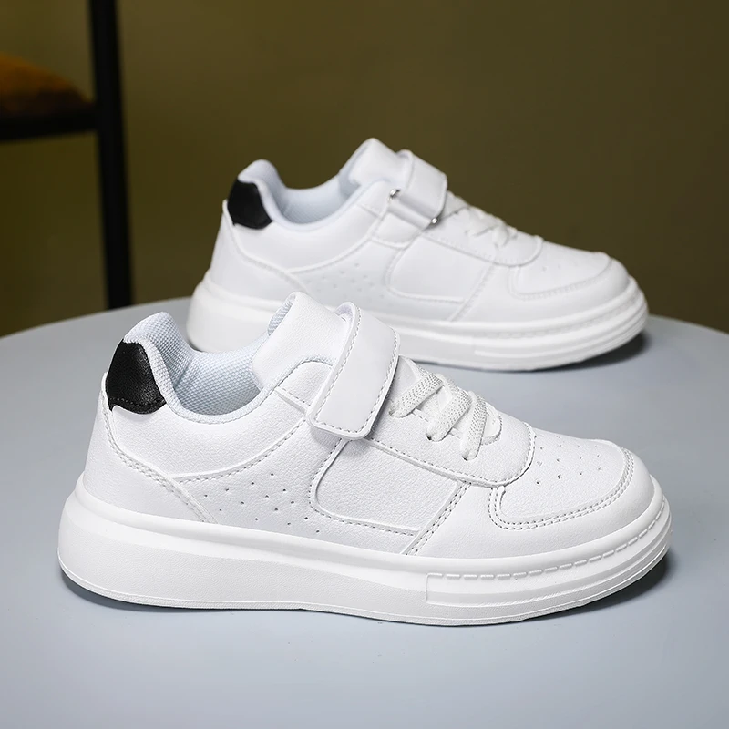 Weiße Leder-Kinderschulschuhe, lässige modische Turnschuhe für Jungen und Mädchen, weicher Boden, rutschfeste Outdoor-Sporttrainer – Detail 2