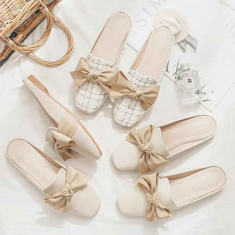 Cool slippers for women wearing summer 2025, trendy and versatile, bow bow square toe half drag women's shoes