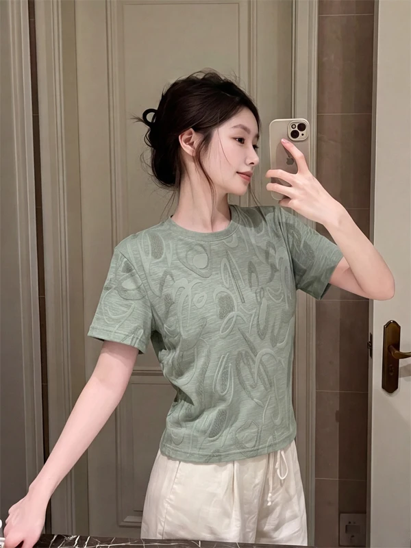 

Summer 2026 plus Size Green Short Sleeve Embroidered Women's T-shirt Slimming Meat Covering Fashionable Inner Wear Casual Style