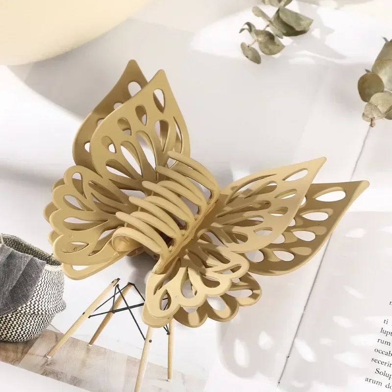 Hollow Double Butterfly Hair Clip Japanese Style Large Size Solid Matte Hair Butterfly Clip for Girls Hair Styling Hairpin Tools