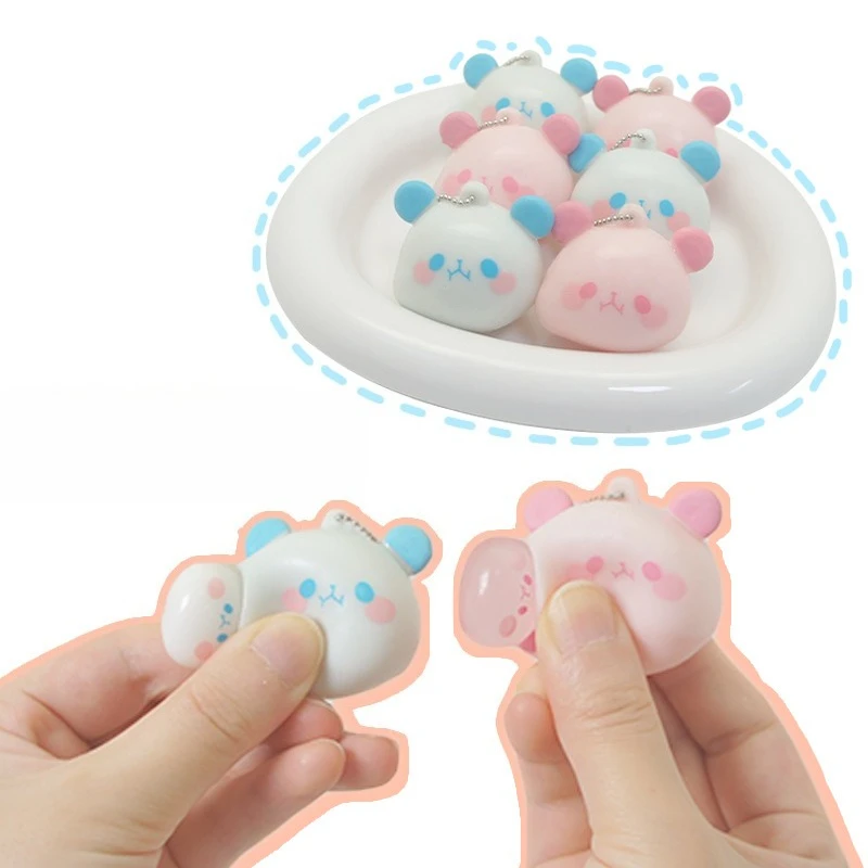 Jouets à presser Panda créatifs et nouveautés, jouet anti-Stress en caoutchouc souple, mignon sac de dessin animé pendentif porte-clés cadeau pour femmes 1 pièces