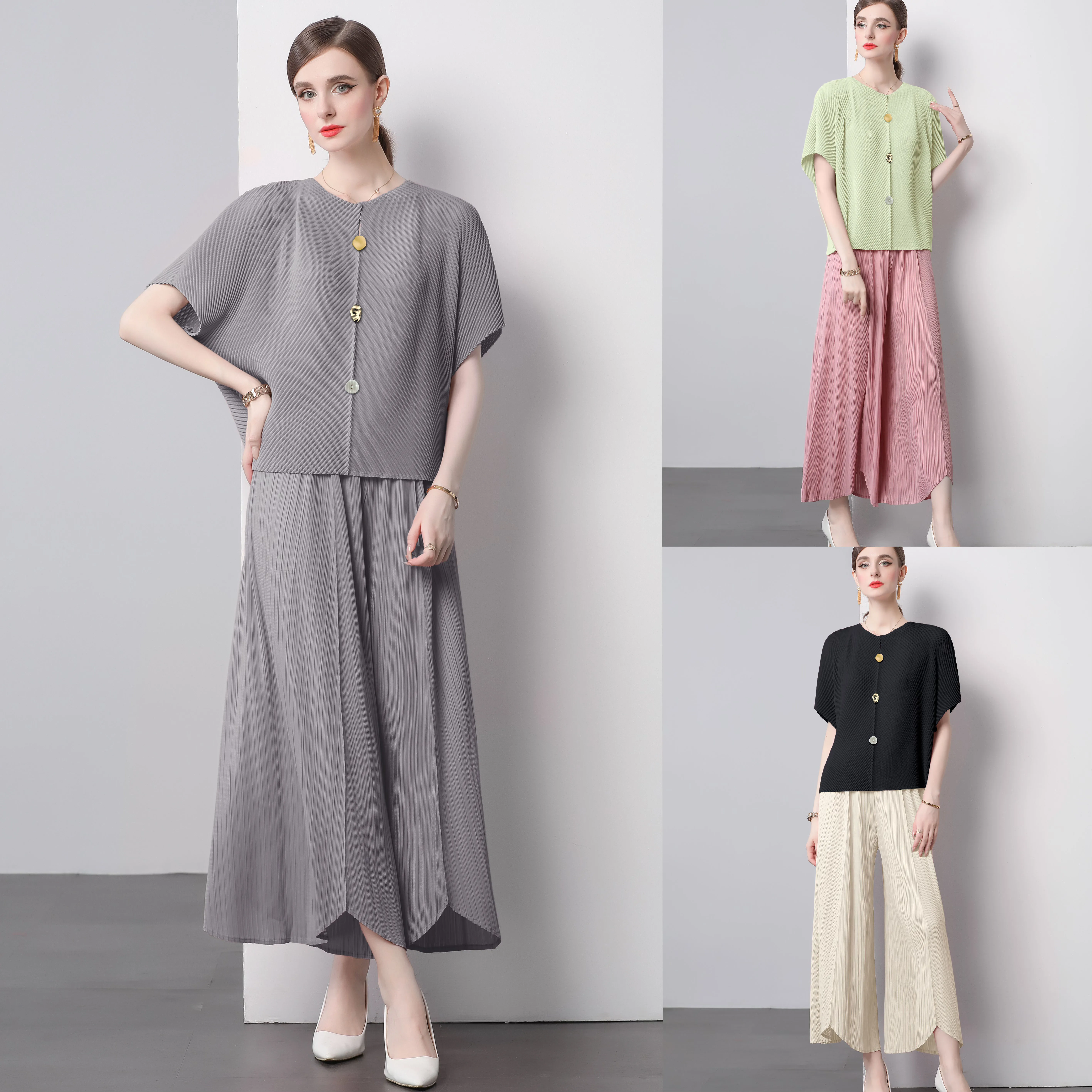 

Summer Pleated Tops Loose and Slim Short-sleeved T-shirts Simple Wide-leg Pants Nine-point Pants Casual Two-piece Suits