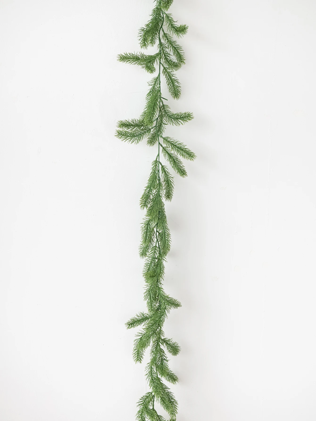 72-Mesh-Kunstpflanzen, grüne Kiefernnadel, Weinrebe, Weihnachtsbaumdekoration, Gartenwand im Freien, Zuhause, Brett, Festival, Party, Hochzeit, Diy – Detail 2