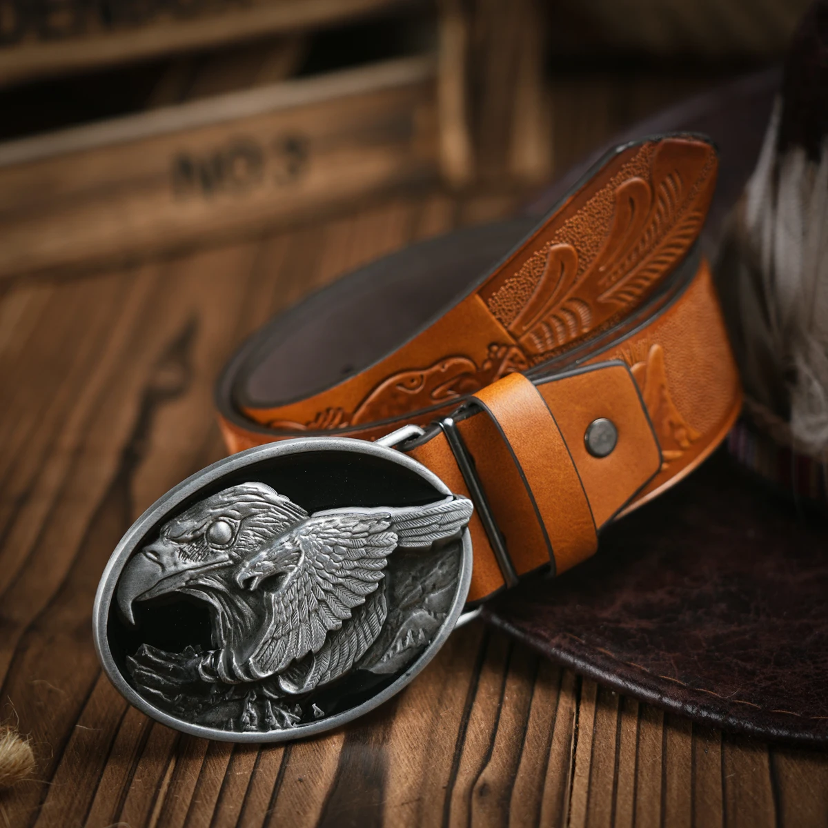 Ein lässiger, individueller Retro-Gürtel, Kleidungsaccessoire im Western-Stil, Metallschnalle, PU-Gürtel, geeignet für Männer und Frauen. – Detail 4