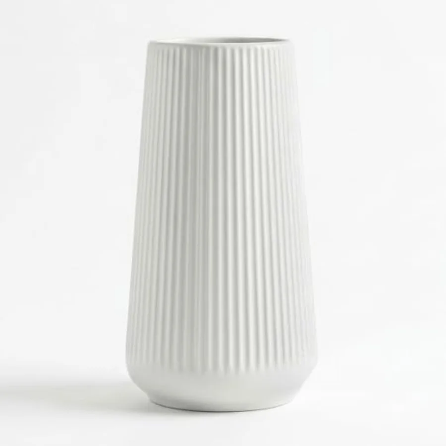 Elegant White Ceramic Vase for Stylish Decor