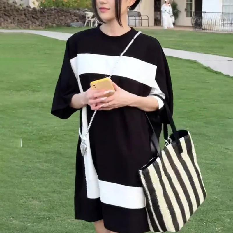 Women's New Design Stitching Contrasting Color Mid-length T-shirt Loose Slimming Dress