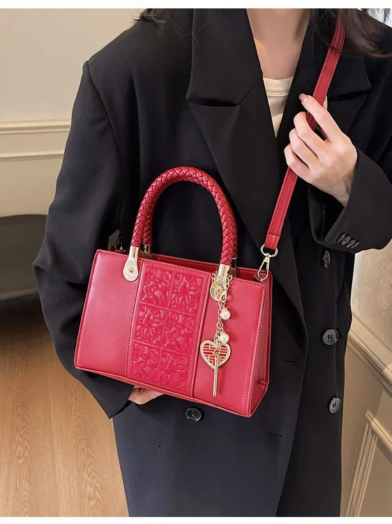 

2025 Women's Red Bridal Bag, Genuine Leather Large Capacity Tote, Wedding Reception Clutch for Bride, Mother of the Bride Guest