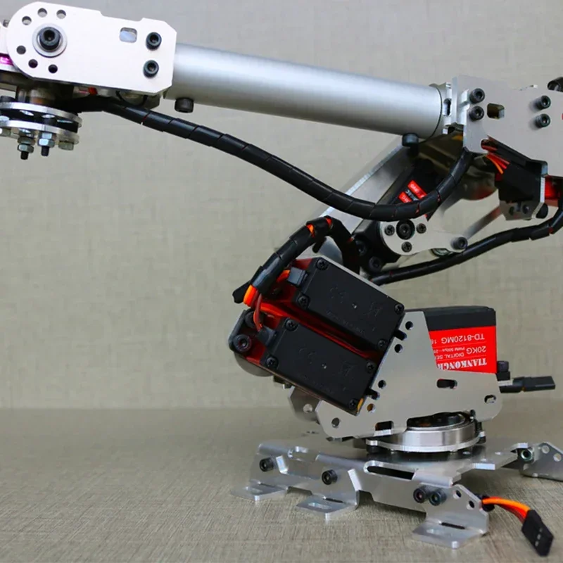 Nuovissimo braccio meccanico Braccio meccanico Multi gradi di libertà Modello di robot industriale Robot a sei assi
