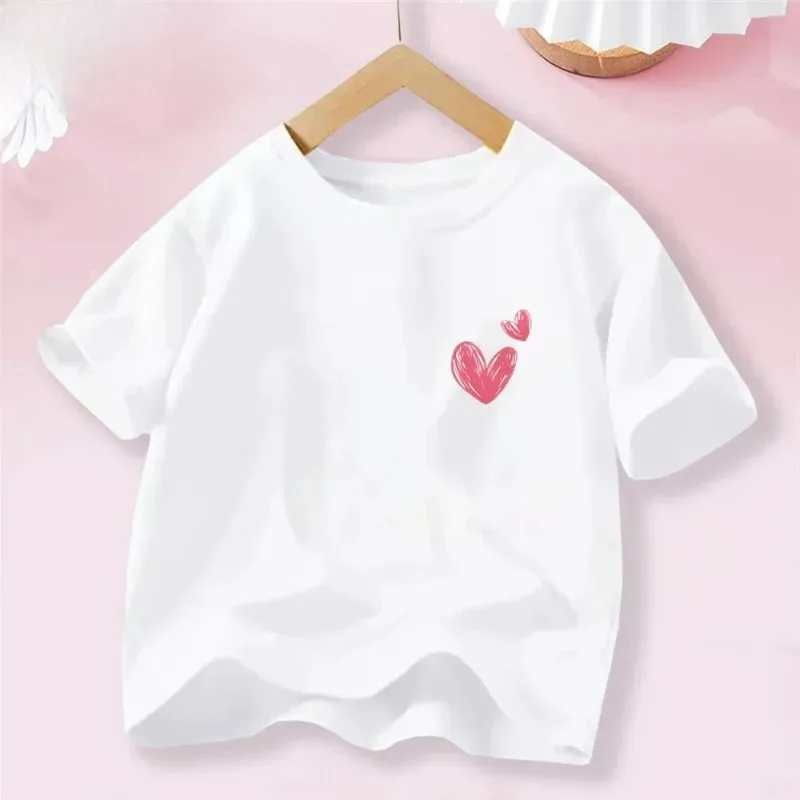 2026 الحلو القلب تي شيرت مطبوع طاقم الرقبة تي شيرتات قصيرة الاكمام عادية كل يوم بلايز الفتيات الملابس موضة المراهقين الملابس الرياضية